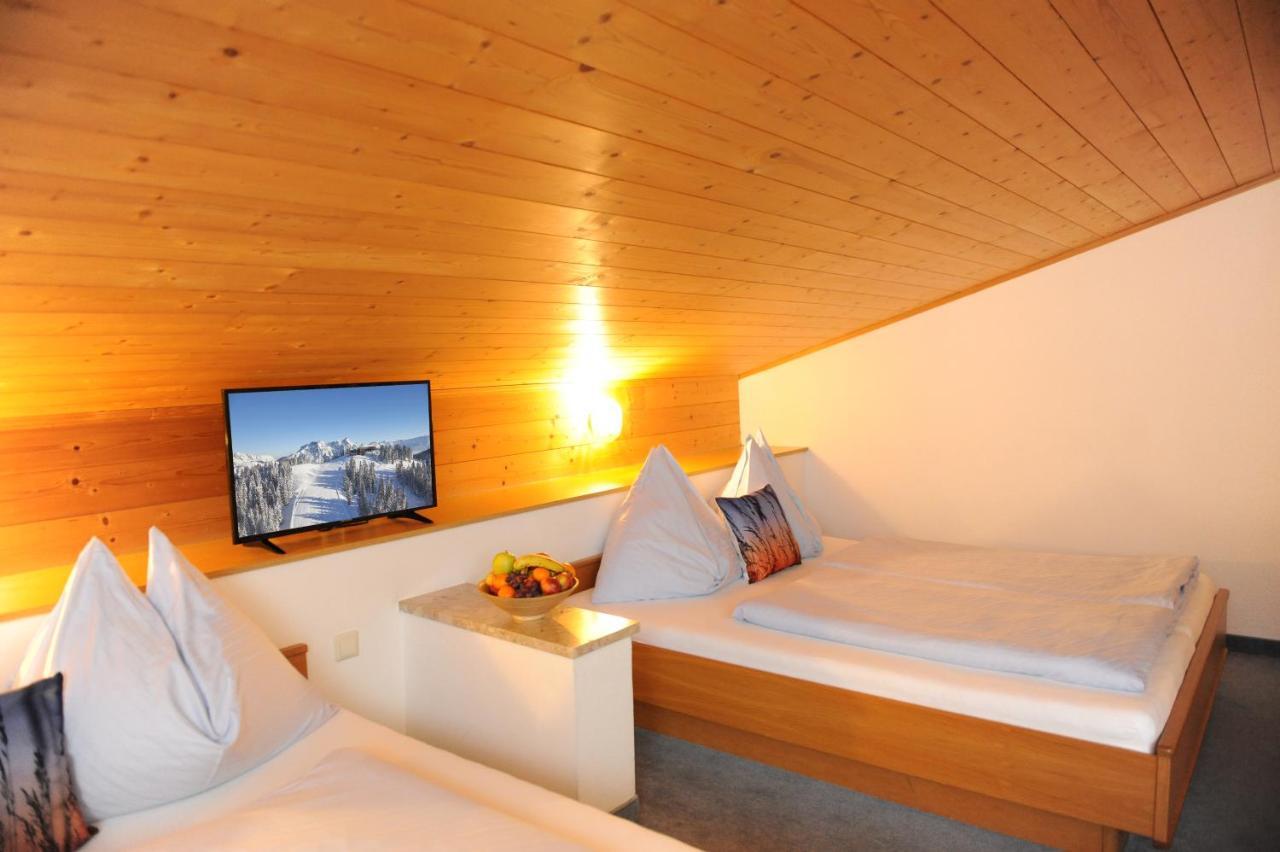 Gaestehaus Standardhaus Saalbach-Hinterglemm Dış mekan fotoğraf