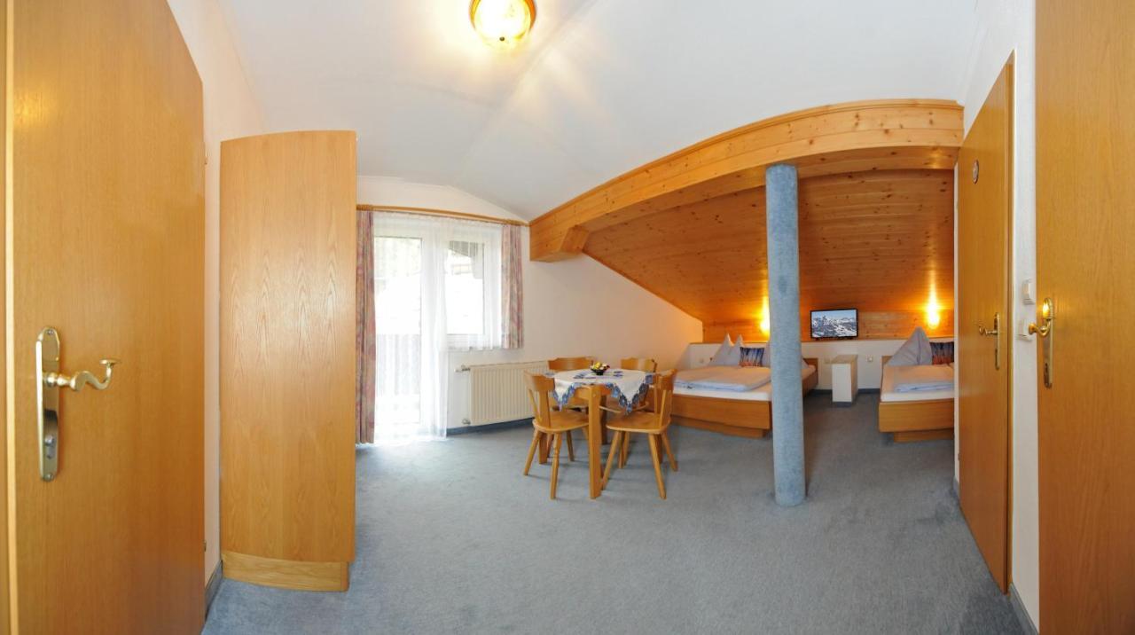 Gaestehaus Standardhaus Saalbach-Hinterglemm Dış mekan fotoğraf