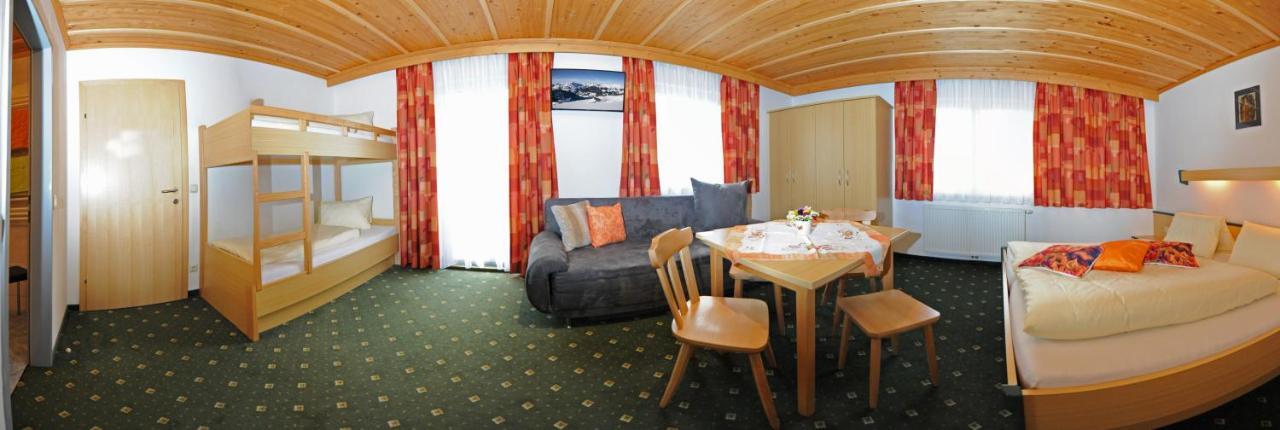 Gaestehaus Standardhaus Saalbach-Hinterglemm Dış mekan fotoğraf
